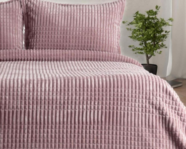 Турецьке велюрове покривало Merinos 220 x 240 см Modern Line Pudra з наволочками 50х70