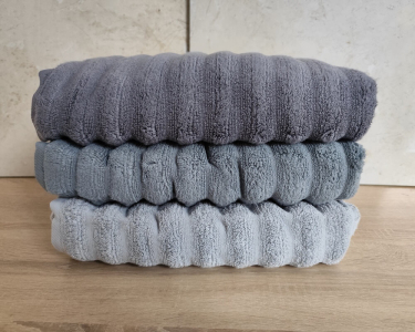 Набор турецких махровых полотенец Cestepe MicroCotton Premium 3 штуки 70x140 Ezgi 9 плотность 600 г/м2