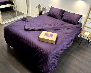 Постільна білизна LARA сатин-страйп LUX dark violet d13210е180 з простирадлом на резинці 180х200х25 євро