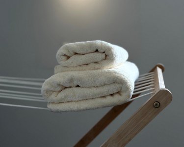 Набор турецких махровых полотенец Zeron 50х90+70х140 кремовый плотность 550 г/м2