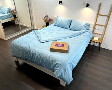 Постельное белье LARA сатин-страйп LUX light blue d13209р полуторный