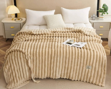 Плед-покрывало Koloco Королевский шарпей полоска 6 см 180х200 бежевый двуспальный