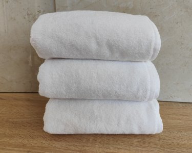 Полотенце отельное махровое однотонное Turkey 50х90 белое плотность 550 г/м2 низкая петля 20/2 ОПТ от 10 шт