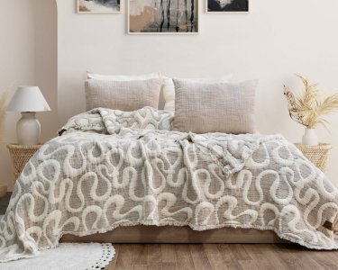 Турецкое муслиновое покрывало Saheser 240х260 с наволочками 50х70 Mervis Bej