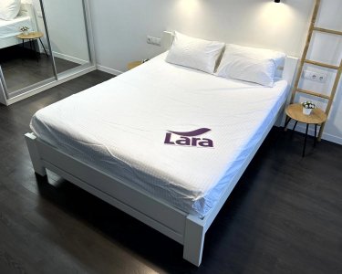 Простирадло на резинці LARA сатин-страйп 1х1 біле 160х200х25 см ОПТ