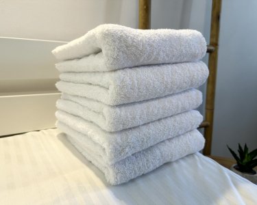 Полотенце отельное махровое однотонное Turkey 50х90 белое плотность 550 г/м2 ОПТ