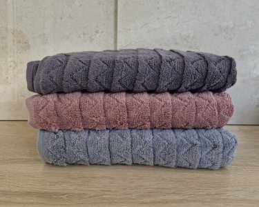 Набор турецких махровых полотенец Cestepe MicroCotton Premium 3 штуки 70x140 Ucgen 2 плотность 600 г/м2