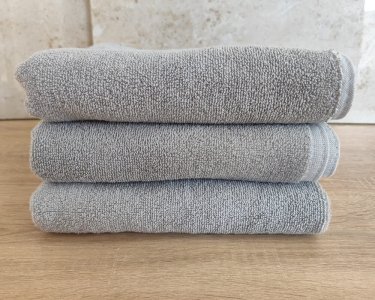 Полотенце махровое однотонное Turkey 50х90 серое плотность 550 г/м2 низкая петля 20/2 ОПТ от 10 шт