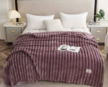 Плед-покрывало Koloco Королевский шарпей полоска 6 см 200х230 лиловый евро