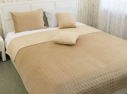 Покривало двостороннє стьобане Руно 150х220 велюр Beige