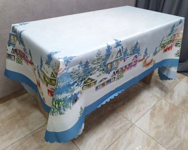 Скатертина новорічна Eponj Home 150х220 Winter Village блакитна