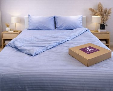 Постельное белье LARA сатин-страйп LUX blue d13178е180 с простынью на резинке 180х200х25 евро